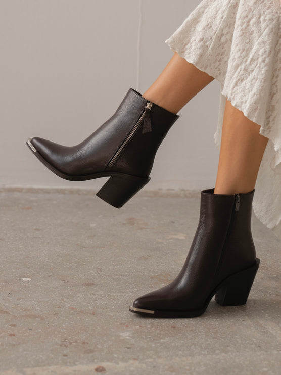 Devin Heel - Brown