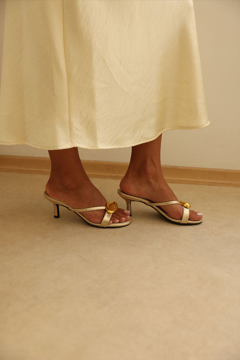 Nawal Sandal - Gold