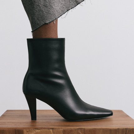 Mira Heel - Black