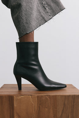 Mira Heel - Black