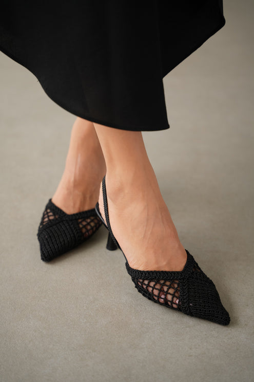 Sujood Heel - Black