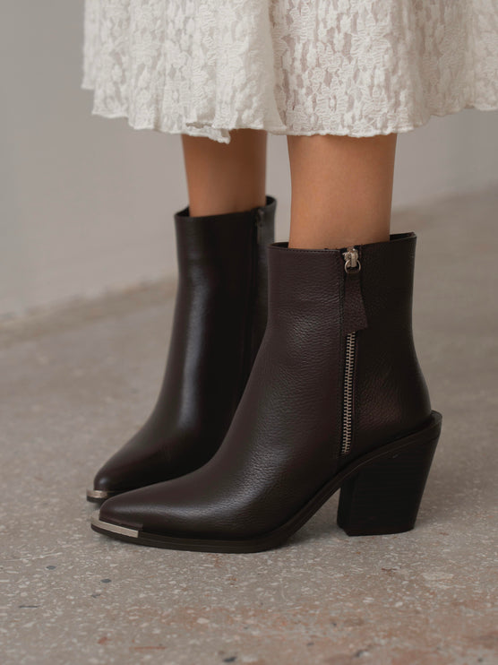 Devin Heel - Brown