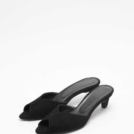Nilly Sandal - Black