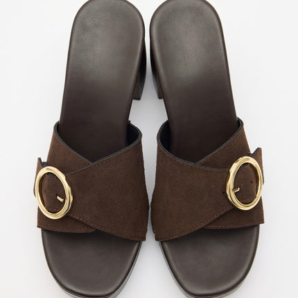 Suzan Heel - Brown