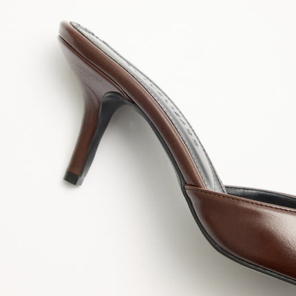 Sara Heel - Brown