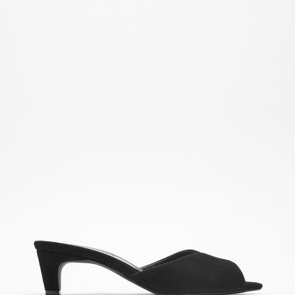 Nilly Sandal - Black
