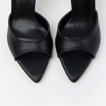 Tania Heel - Black