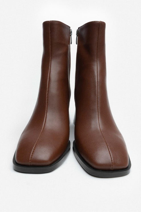 Darelis boot - taba