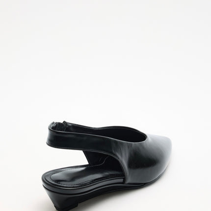 Sondos Babet - Black