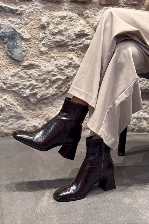 darelis boot - brown kroko