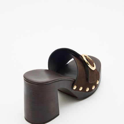Suzan Heel - Brown