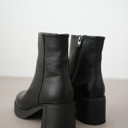 Owena boot - black