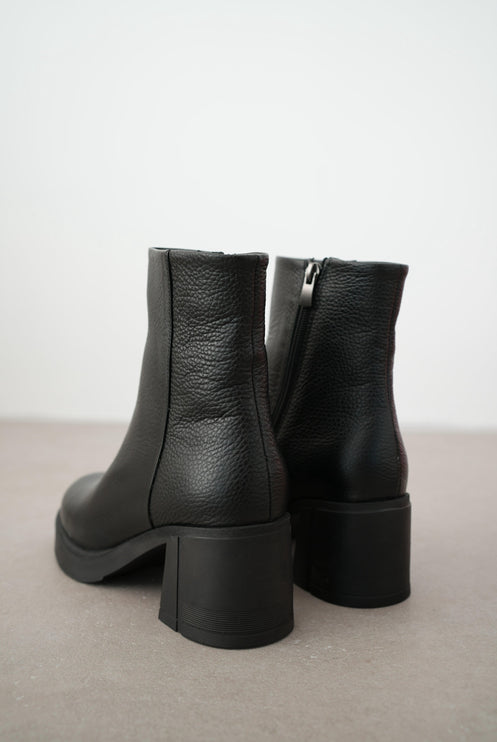 Owena boot - black