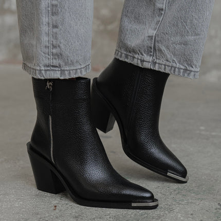 Devin Heel - Black