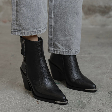 Devin Heel - Black
