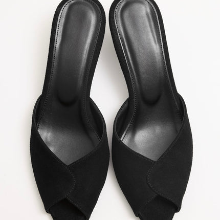 Nilly Sandal - Black