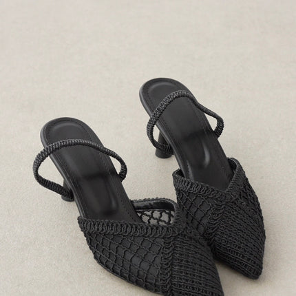 Sujood Heel - Black