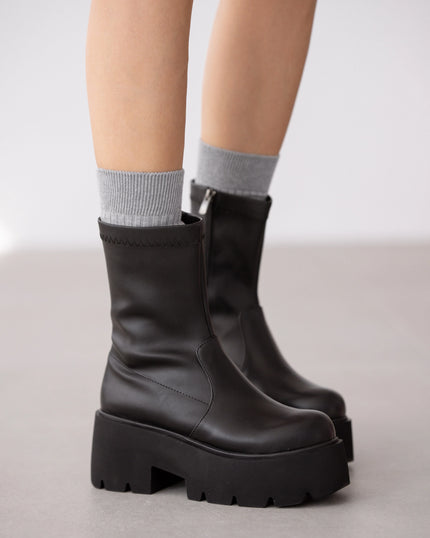 COMFY AND CLASSIC: THE HARMONY HEEL SANDEL WILL MAKE YOU GO STROLLING AROUND THE CITY WITH CONFIDENCE 🤍