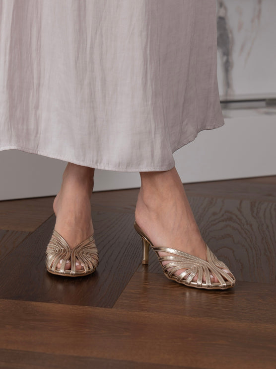 Hana Sandal - Gold