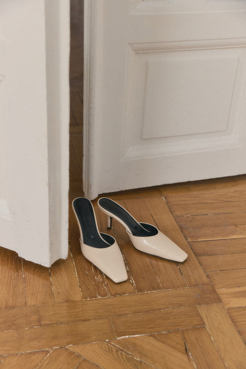 Sara Heel - Beige