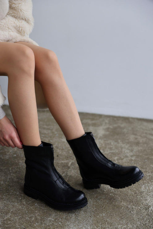 Lundy boot - black