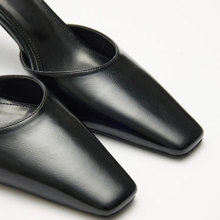 Sara Heel - Black