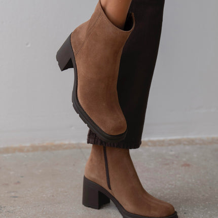 Samar Heel - Camel