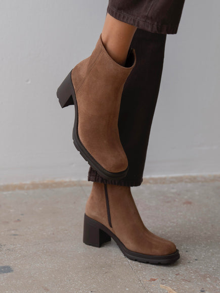 Samar Heel - Camel