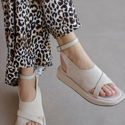 Amy Sandal - Beige